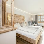 Photo of Double room, shower and bath, toilet