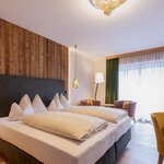 Photo of Suite, separate toilet and shower/bathtub