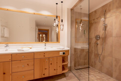 211 Murtal Badezimmer neu