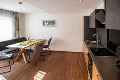 shooting-star.at-2690