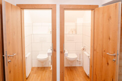 2 Toiletten
