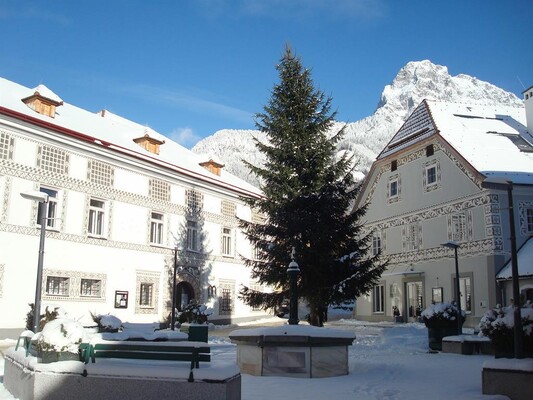 Bergmannsplatz im Winter 2013 bearbeitet