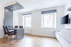 ear_a_kaiserschild_fta_0821_01