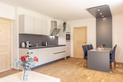 ear_a_reichenstein_s_fta_0722_06