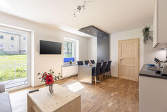 ear_a_reichenstein_s_fta_0722_12