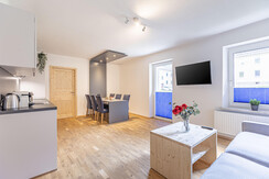 ear_a_reichenstein_s_fta_0722_03