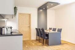 ear_a_reichenstein_s_fta_0722_05