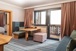 Room Pictures_Room_E_ZSU_4