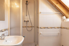 fpk_fw034og_fta_2206_05