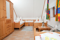 Dreibettzimmer FH 1