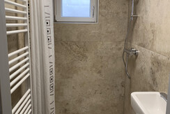 FerienappartementZirbenzapfeng-Badezimmer-Murtal