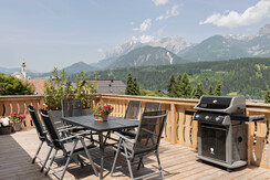 Terrasse v. Ferienwohnung Nr. 11 mit Webergriller