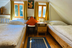 D7BE38C6-F237-46EC-A3CE-E24715887FC1