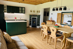 Wohn- und Essbereich mit Küche