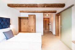 gutshaus_mandlberggut_appartements_schladming_dach