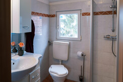 Bathroom upper floor