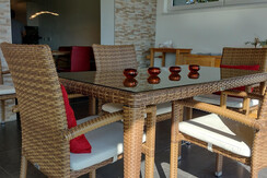 Frühstücksplatz im Wintergarten