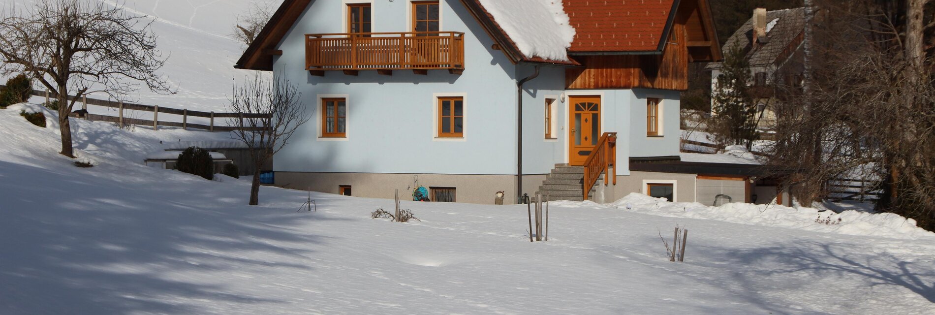 FerienhausRiegler-Außen-Winter-Murtal