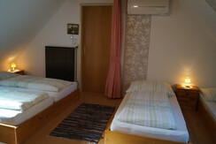 4 Bettzimmer