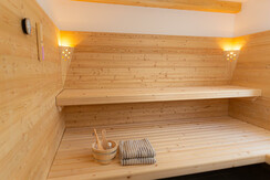 Geräumige Sauna