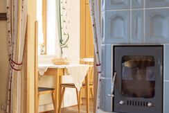 FerienhausSeetalerAlpen-Kachelofen-Murtal