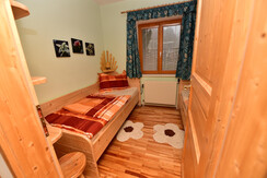 FerienhausSeetalerAlpen-Zweibettzimmer-Murtal