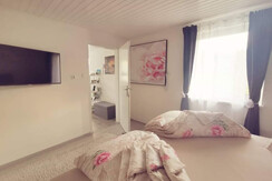 Ferienhaus Treissmann Schlafzimmer Wolke