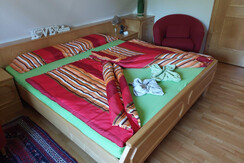 1. Schlafzimmer Ferienhaus Waldesruh