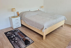 556f6a9d-94b3-4bef-879f-e15f2cc4da74