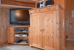 TV, DVD-Player, Stereo-Anlage