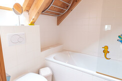 Bad_OG - mit Badewanne & WC