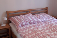 Schlafzimmer-Doppelbett