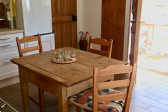 09 Eßtisch, Tür ins Freie, barrierefrei