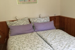 21 SchlZi. Doppelbett zartlila