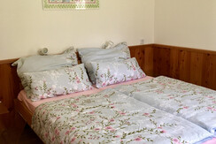 26 schl.Zi. Doppelbett zartrosa