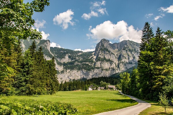 Bergwelt rund um Weißenbach bei Liezen
