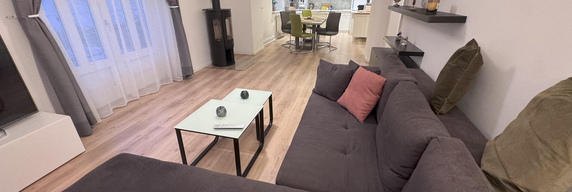 20241109_153636361_iOS