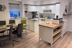 20241109_153553554_iOS