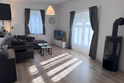 20241101_105713768_iOS