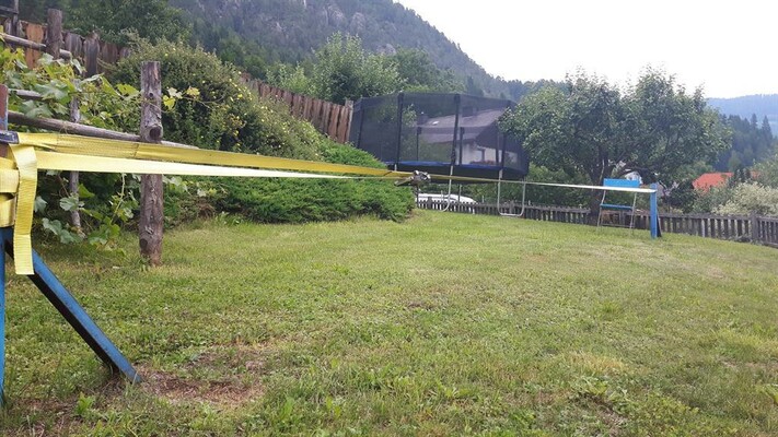 Slackline & Trampolin