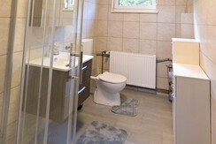 FerienwohnungSchaffer-Badezimmer-Murtal