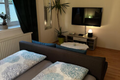 Doppelbett mit Couch