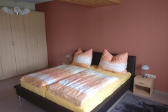 Zimmer mit Doppelbett