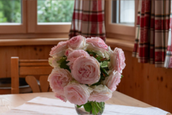 Ferienwohnung Seegarten, Grundlsee, Tisch