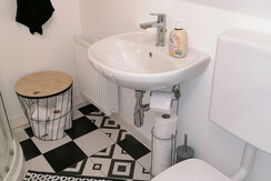 Ferienzeit Rene Egger-bunk bathroom-murtal-styria