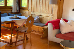 Franzis Nest, Altaussee, table witch bench