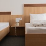 Photo of Triple room, shower, toilet