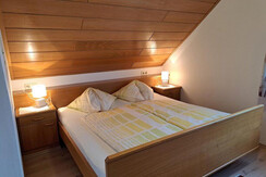 schlafzimmer-apartment-1