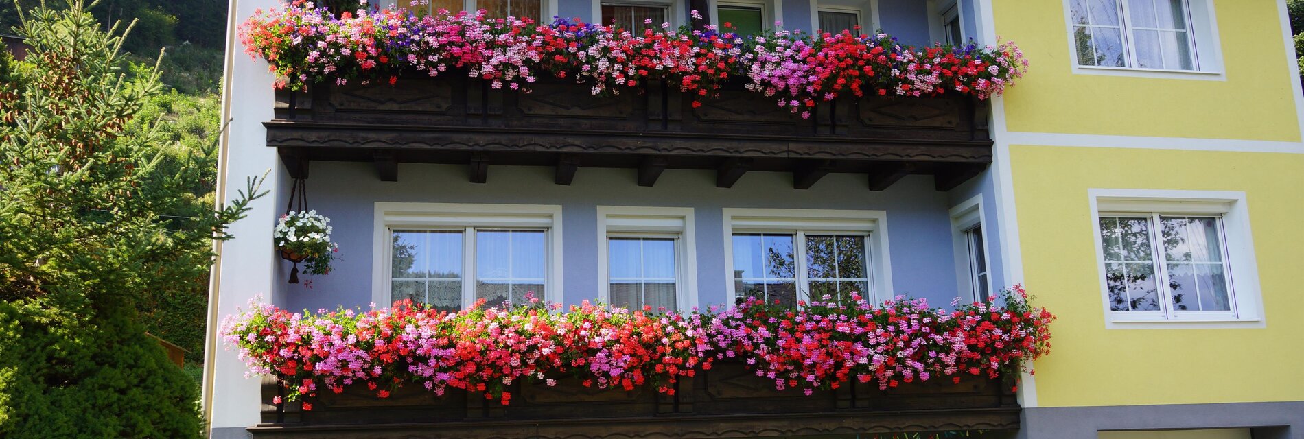 Gästehaus-Kreuzer-Außenansicht-Murtal