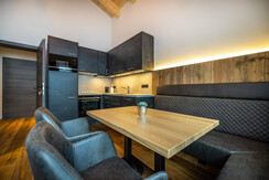 Mirzl_Teil2_webaufloesung-3